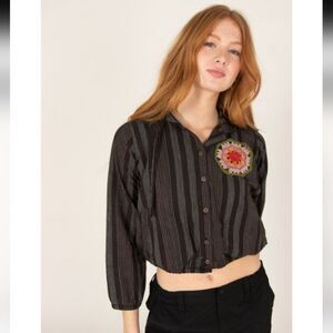 Lakhays Crochet stripped crop cotton hoodie